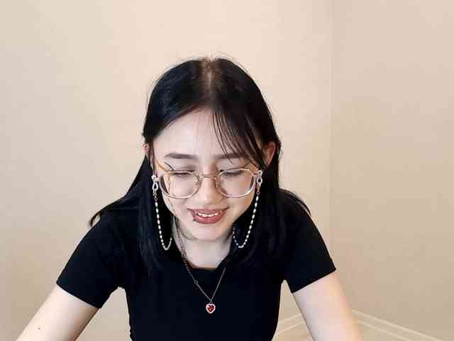 MyrleHenggeler webcam