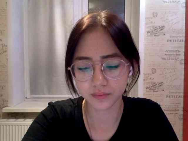 MyrleHenggeler webcam