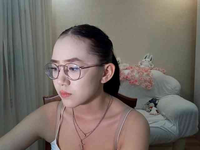 MyrleHenggeler webcam