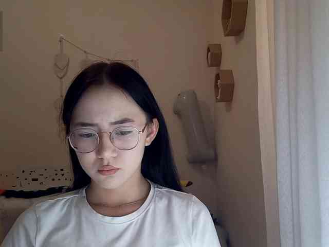 MyrleHenggeler webcam