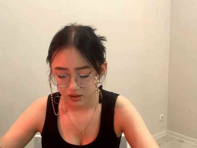 MyrleHenggeler webcam