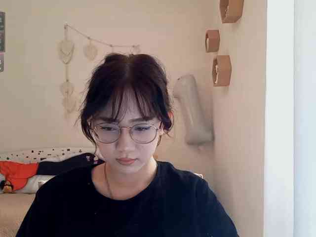 MyrleHenggeler webcam