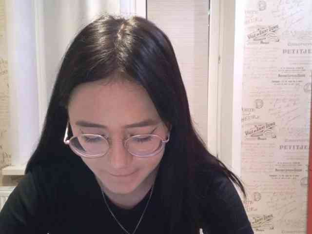 MyrleHenggeler webcam