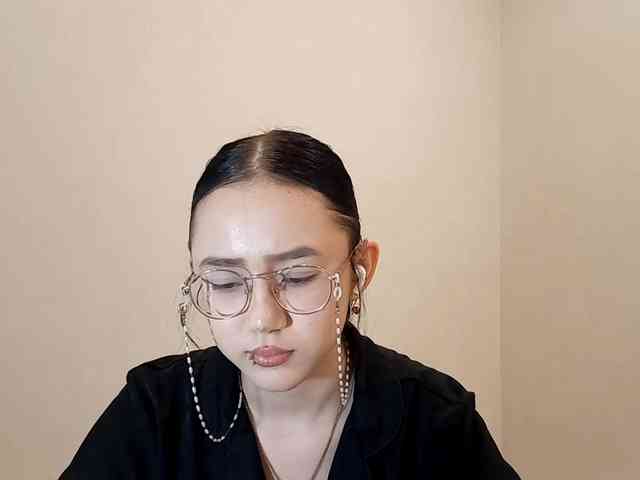 MyrleHenggeler webcam