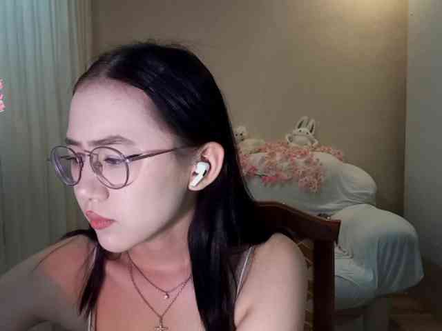 MyrleHenggeler webcam