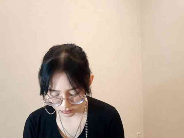 MyrleHenggeler webcam