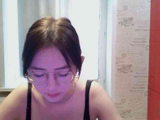 MyrleHenggeler webcam