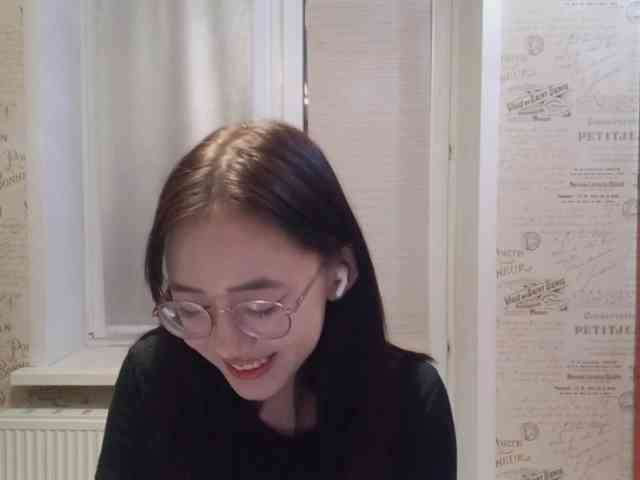MyrleHenggeler webcam