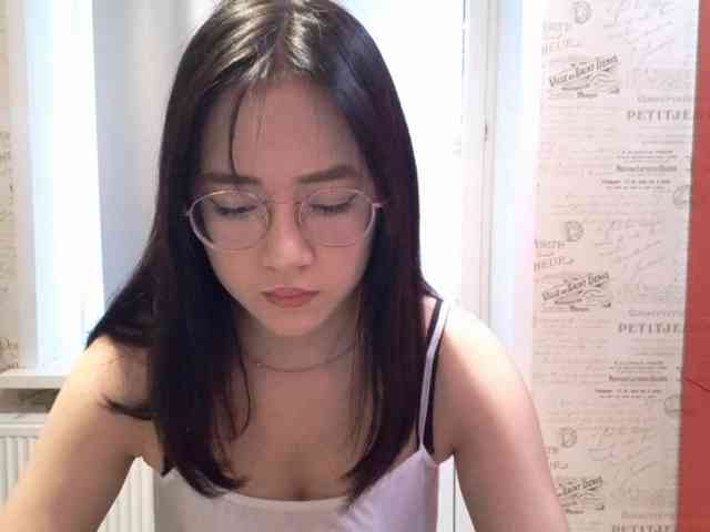 MyrleHenggeler webcam