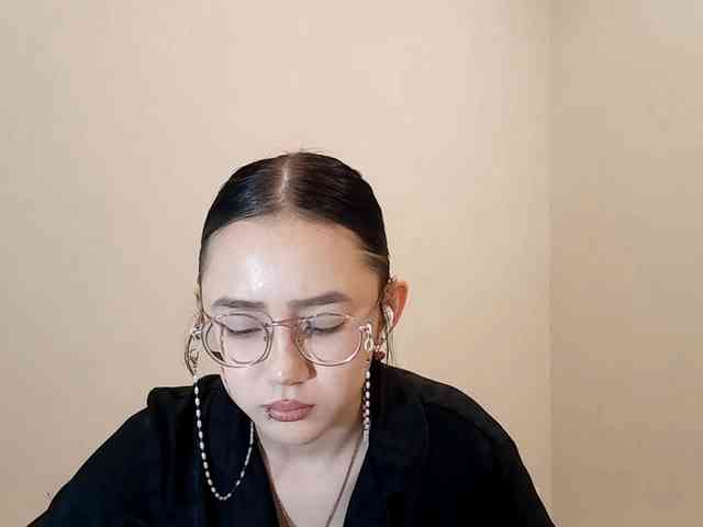 MyrleHenggeler webcam