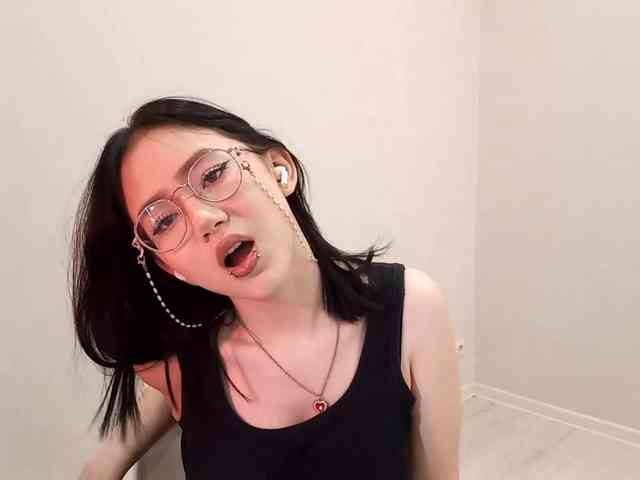 MyrleHenggeler webcam