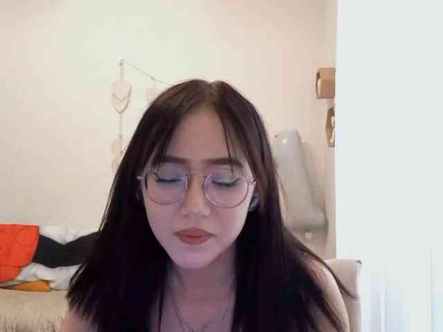 MyrleHenggeler webcam