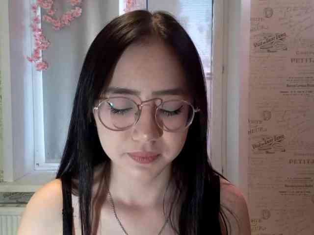 MyrleHenggeler webcam