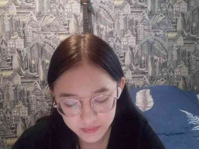 MyrleHenggeler webcam
