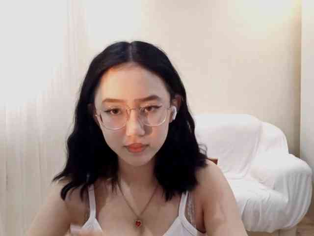 MyrleHenggeler webcam