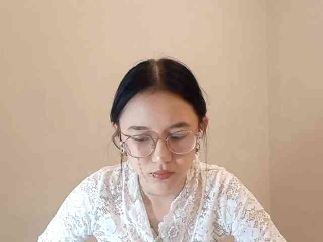 MyrleHenggeler webcam