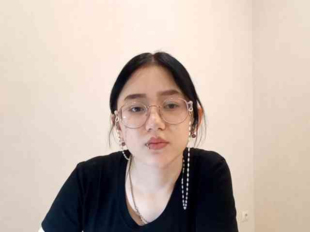 MyrleHenggeler webcam