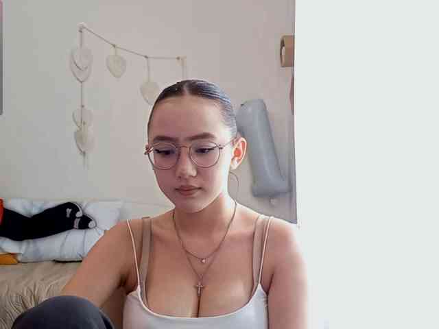 MyrleHenggeler webcam
