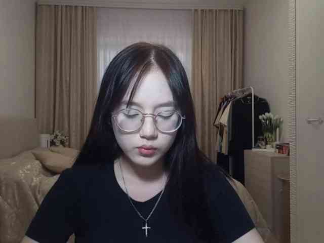 MyrleHenggeler webcam