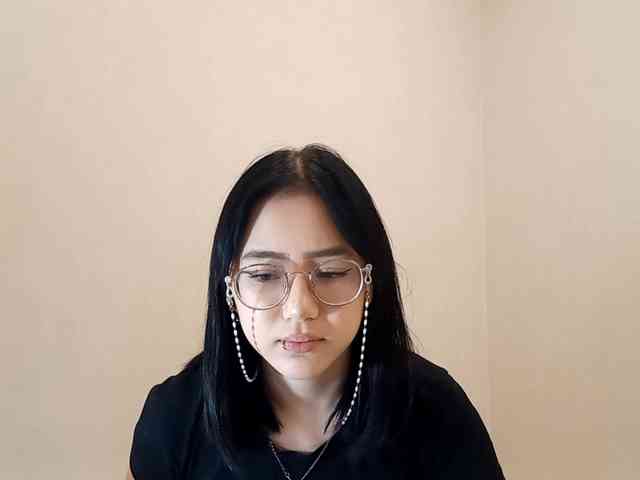 MyrleHenggeler webcam