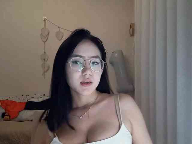 MyrleHenggeler webcam