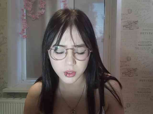 MyrleHenggeler webcam