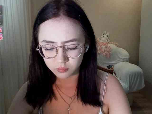 MyrleHenggeler webcam