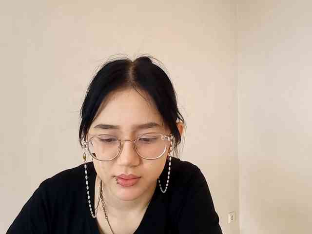 MyrleHenggeler webcam