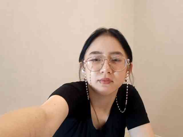 MyrleHenggeler webcam