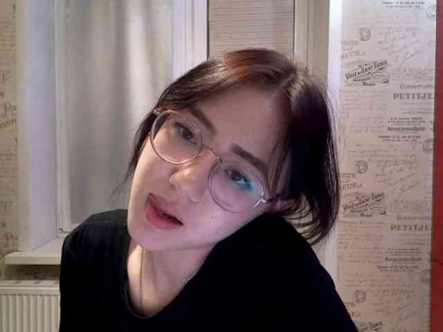 MyrleHenggeler webcam