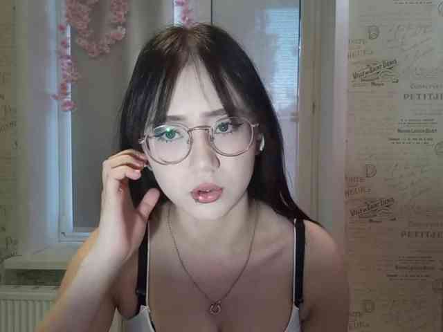 MyrleHenggeler webcam