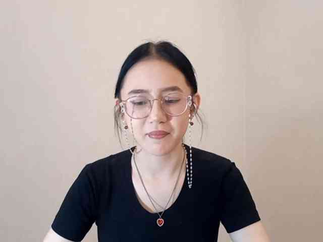 MyrleHenggeler webcam