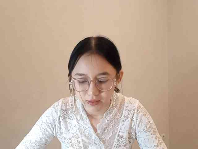 MyrleHenggeler webcam