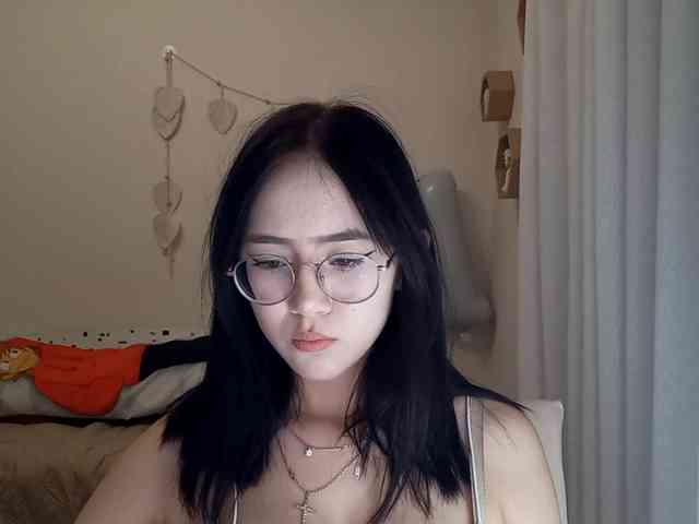 MyrleHenggeler webcam
