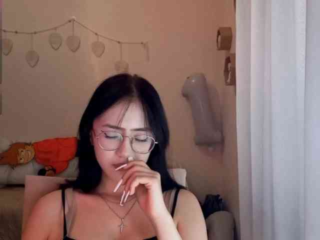 MyrleHenggeler webcam