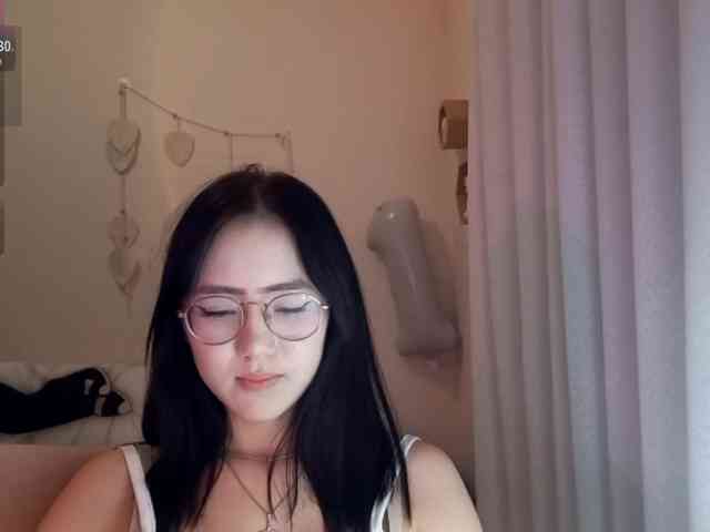 MyrleHenggeler webcam