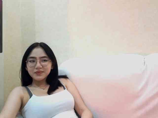 MyrleHenggeler webcam