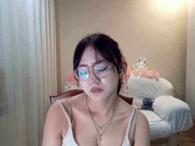 MyrleHenggeler webcam