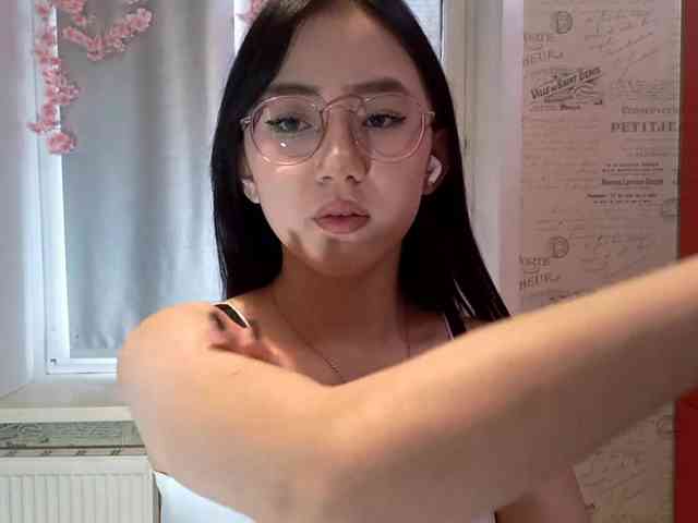 MyrleHenggeler webcam