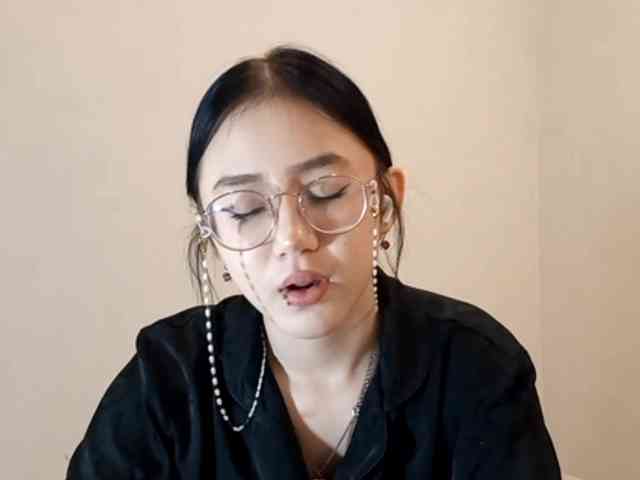 MyrleHenggeler webcam