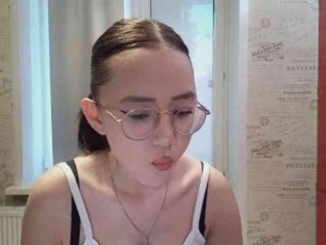 MyrleHenggeler webcam
