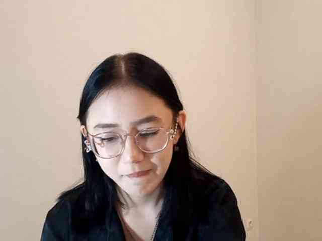 MyrleHenggeler webcam