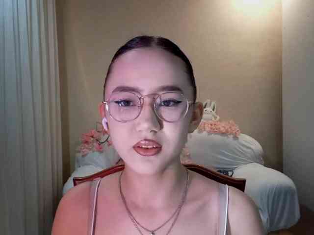 MyrleHenggeler webcam