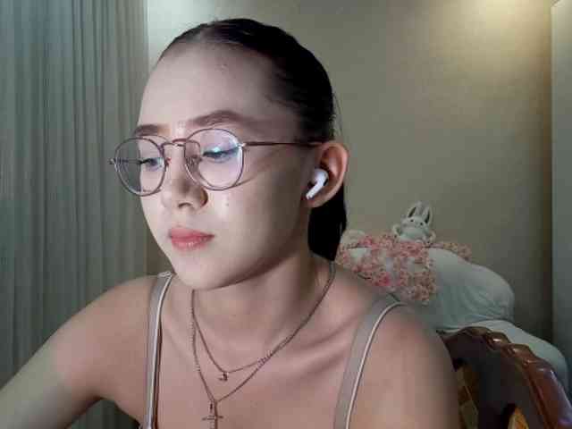 MyrleHenggeler webcam