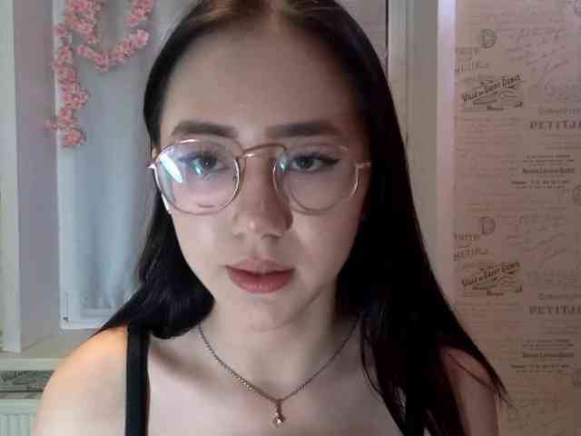 MyrleHenggeler webcam