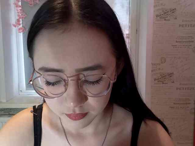 MyrleHenggeler webcam