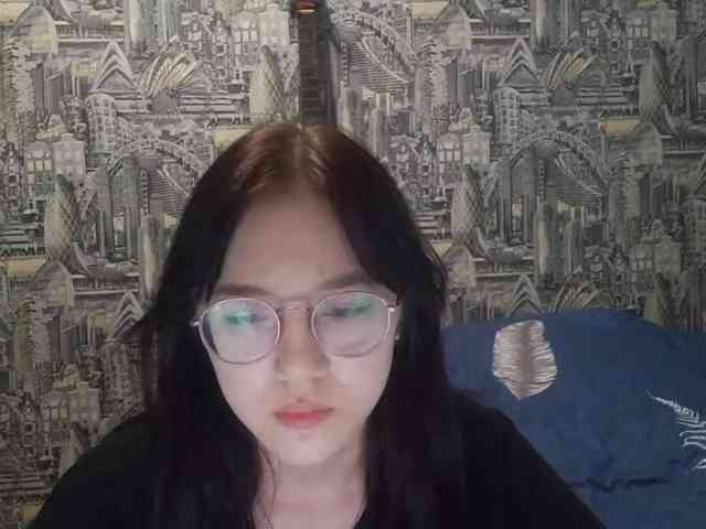 MyrleHenggeler webcam
