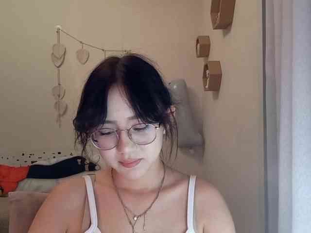 MyrleHenggeler webcam