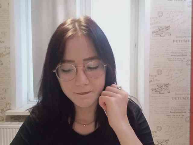 MyrleHenggeler webcam