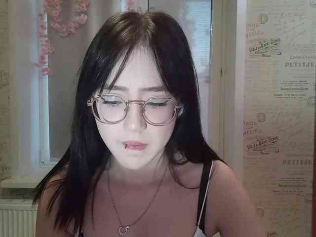 MyrleHenggeler webcam